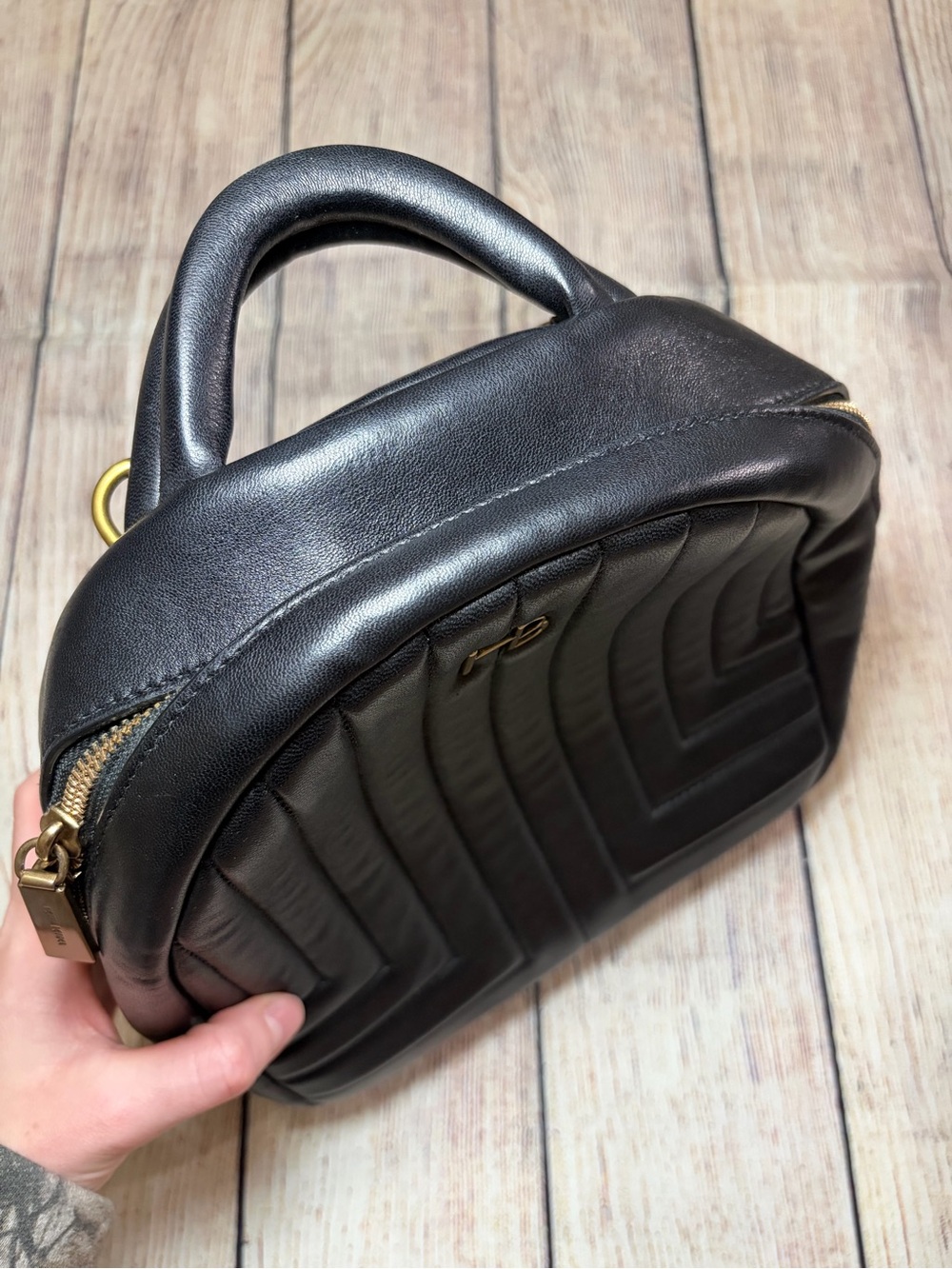 Henri Bendel 712 Backpack - Picture 4 of 11